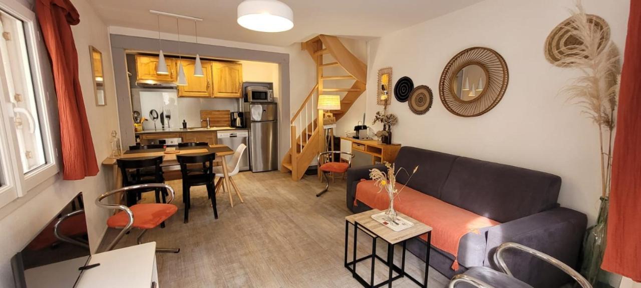A 30 M Du Coeur De La Rue Des Bains Villa Trouville-sur-mer Exteriör bild